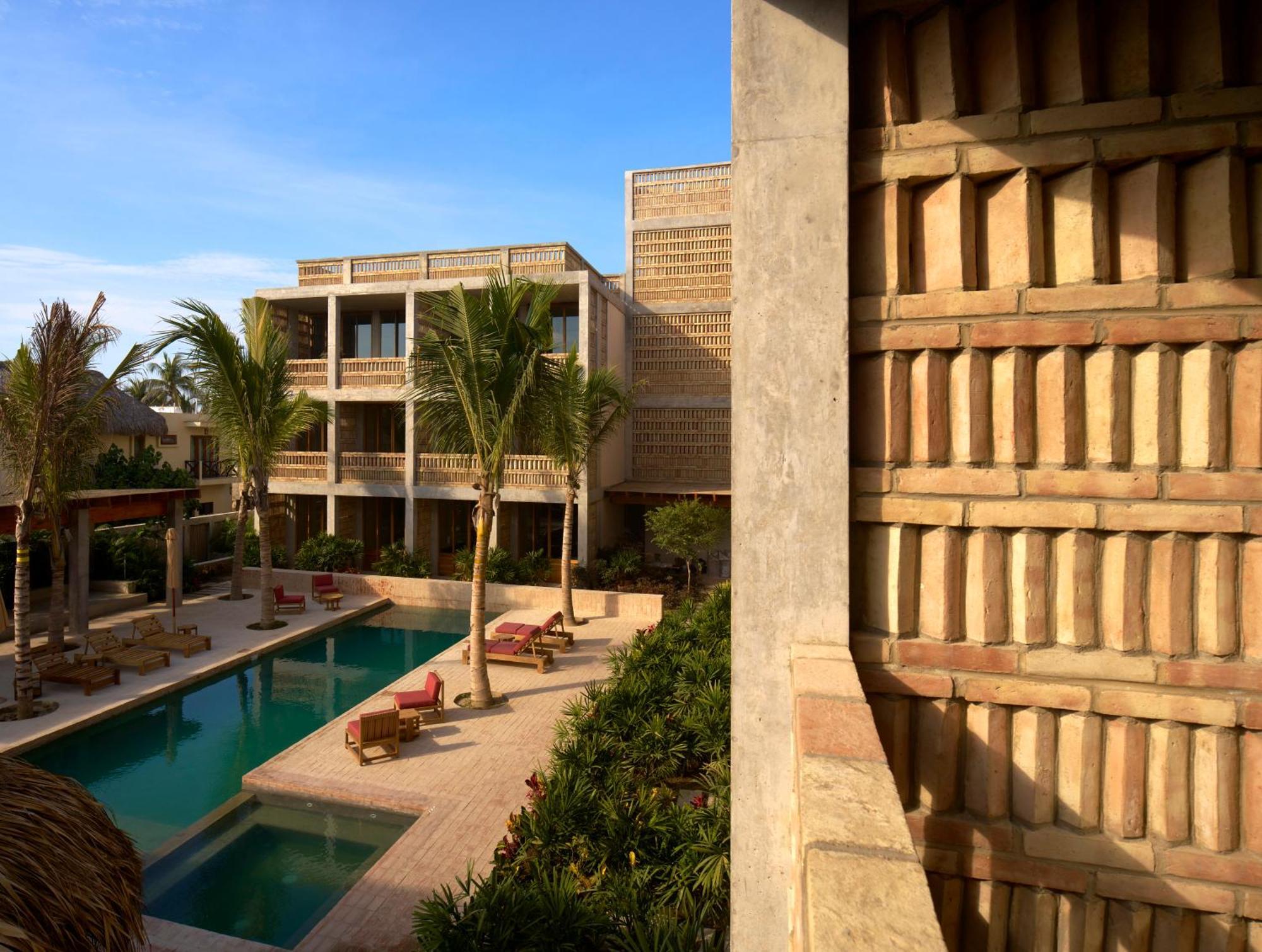 Hotel Humano, A Member Of Design Hotels Brisas de Zicatela 外观 照片